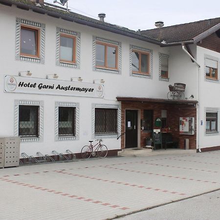 Hotel Garni Austermayer Traunreut Bagian luar foto