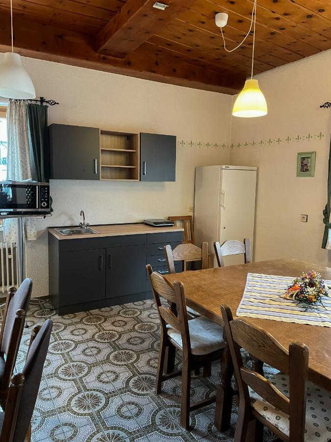 Hotel Garni Austermayer Traunreut Bagian luar foto